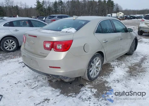 2015 Chevrolet Malibu 1Lz z USA, uszkodzony, nr VIN 1G11F5SL1FF257237